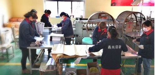 防疫同行 石家庄市委支援疫情防控手套物资行动纪实